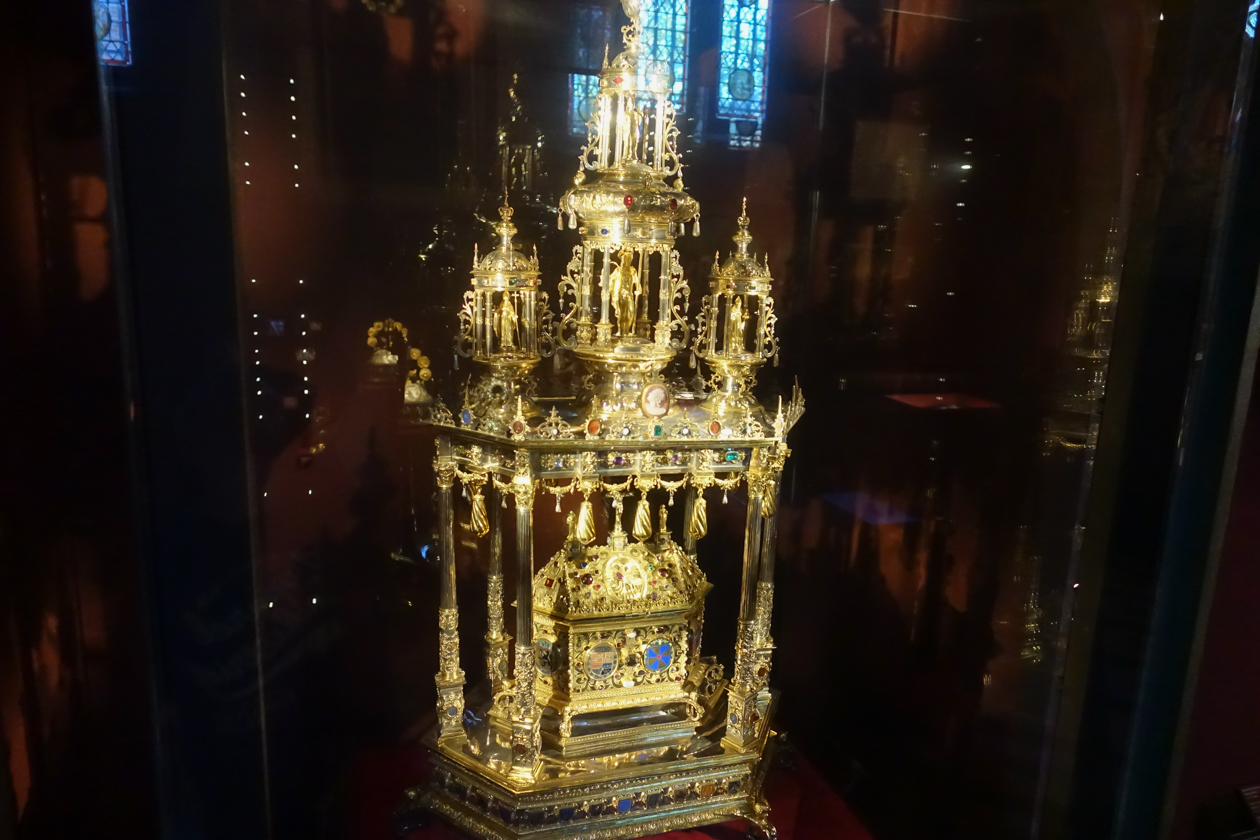 brugge-1645-heiligbloed-relikwie