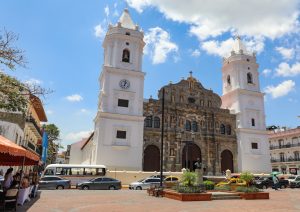 kathedraal in Casco Viejo