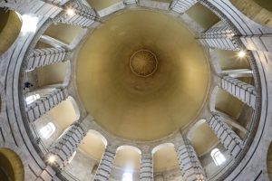 koepel van het baptisterium