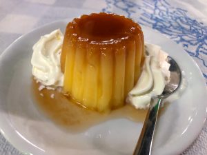 puddinkje met slagroom