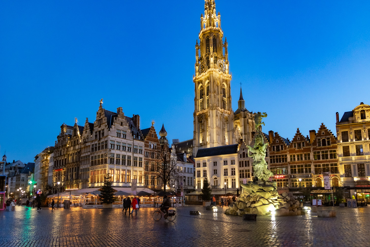 Antwerpen in 12 uur: musea, bier en het blauwe uurtje in Antwerpen
