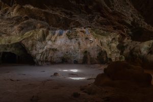 Quadirikiri Cave