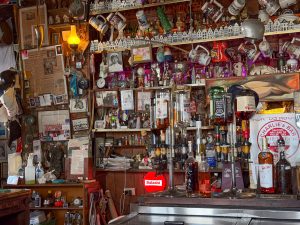 13:55 uur - Charlie's Bar