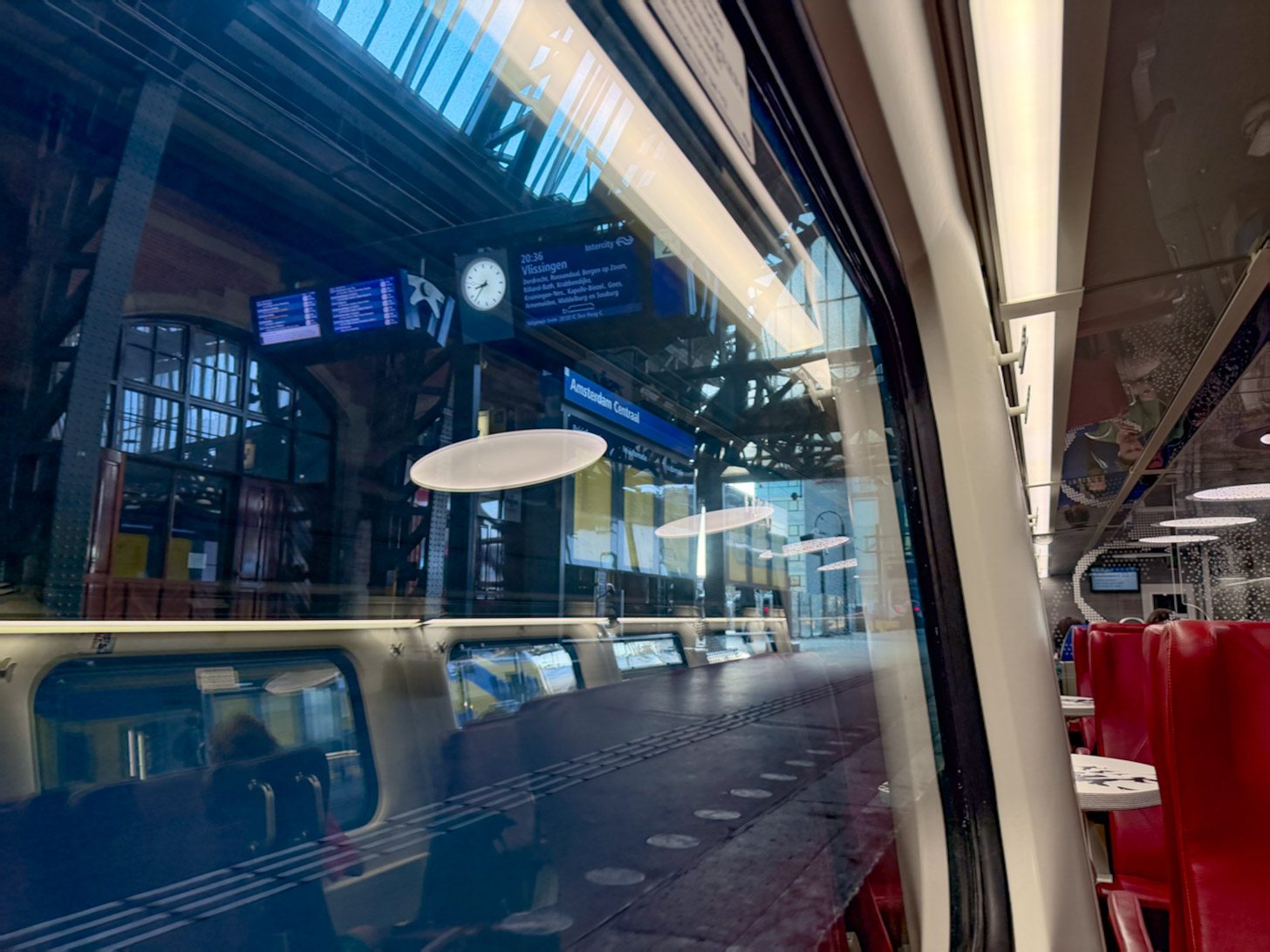 met de trein naar Roosendaal